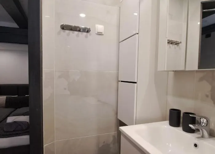 Nest- Centre, Free Parking- Renovated August 2024 * Любляна